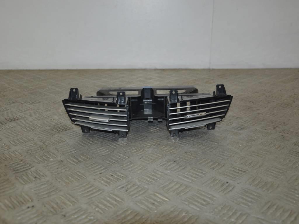 Дефлектор обдува салона Mercedes S W221 (2005-2013)