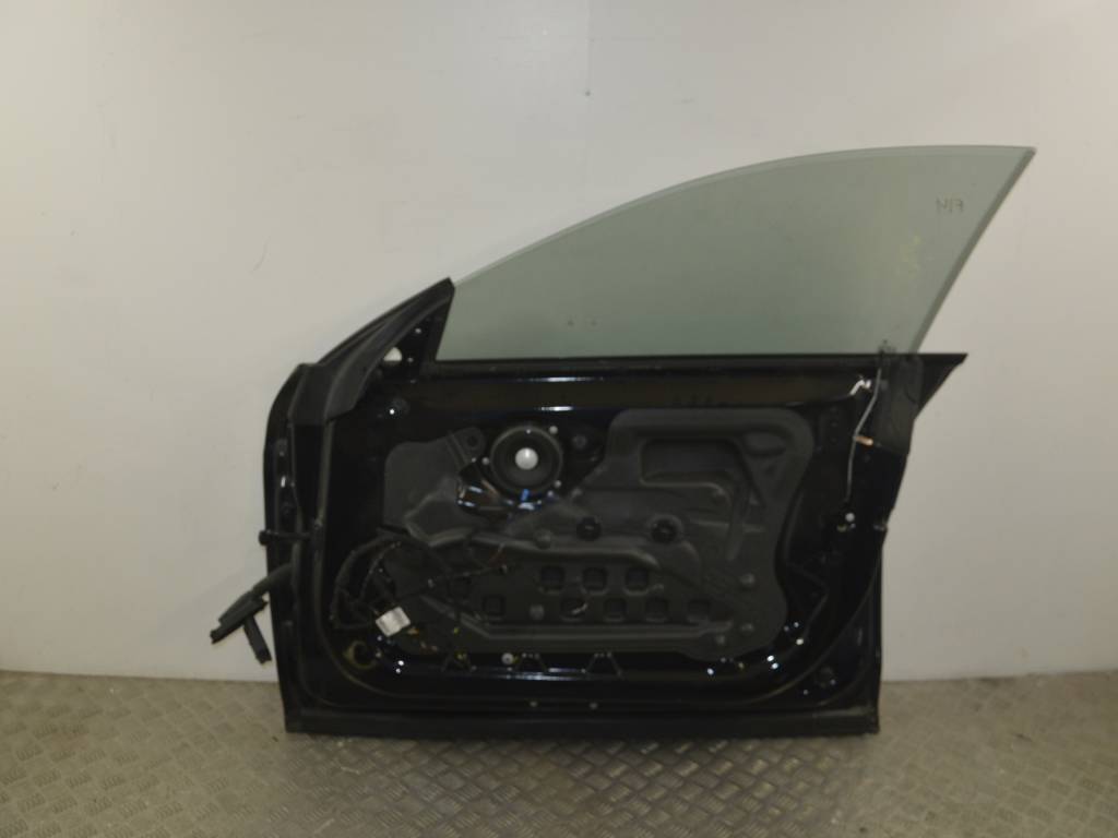 Дверь передняя правая BMW 6 F06/F12/F13 (2011-2018)