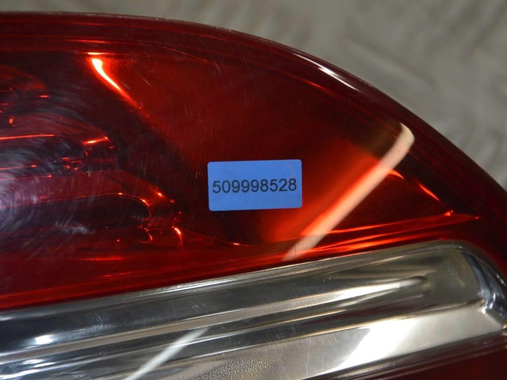 Фонарь задний правый Peugeot 208 (2012-2019)