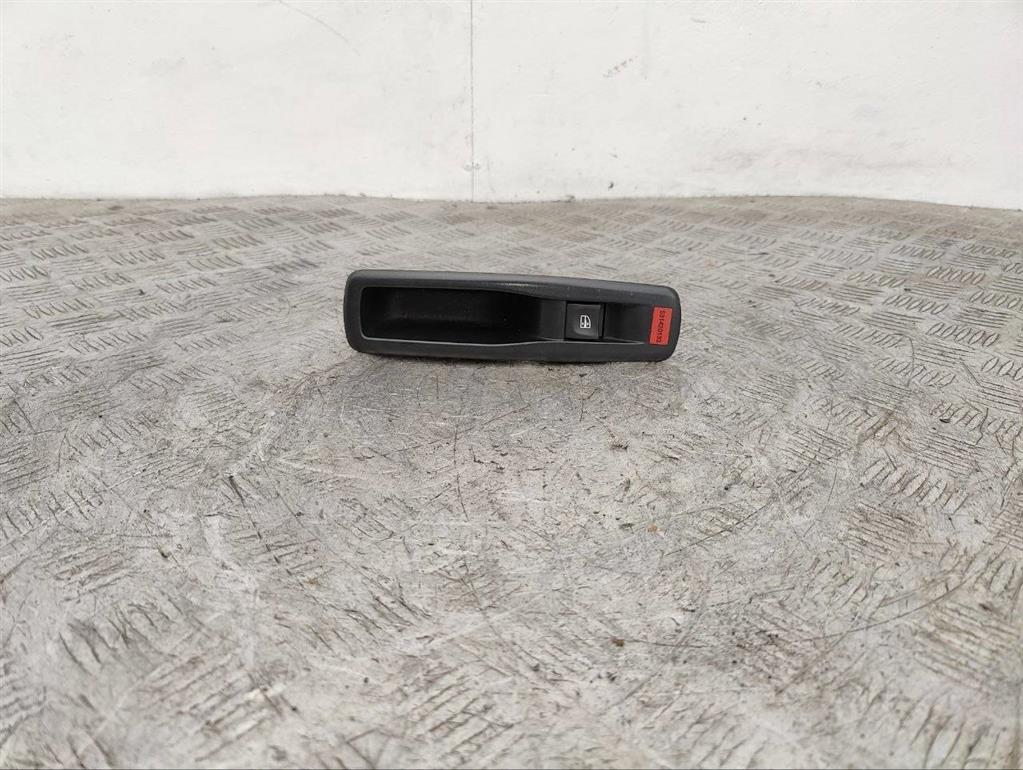 Кнопка стеклоподъемника заднего правого Renault Scenic 3 (2008-2015)
