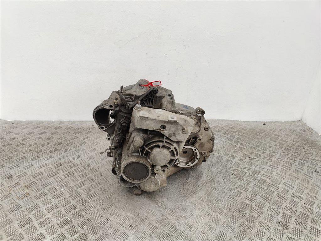 КПП механическая (МКПП) Volkswagen Passat B7 (2010-2015)