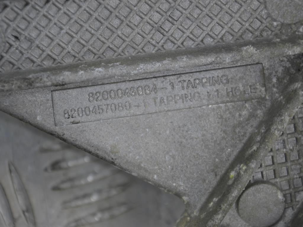 Кронштейн КПП Renault Megane 2 (2002-2008)