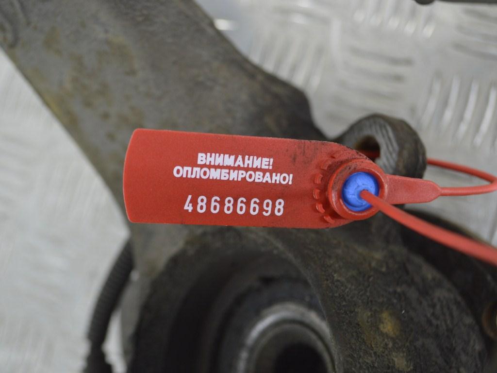 Кулак поворотный левый Audi A4 (1994-2000)