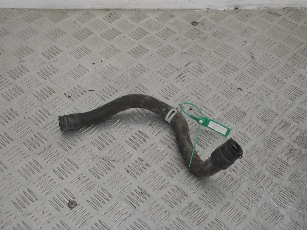 Патрубок отопителя (печки) Opel Corsa C (2000-2006)