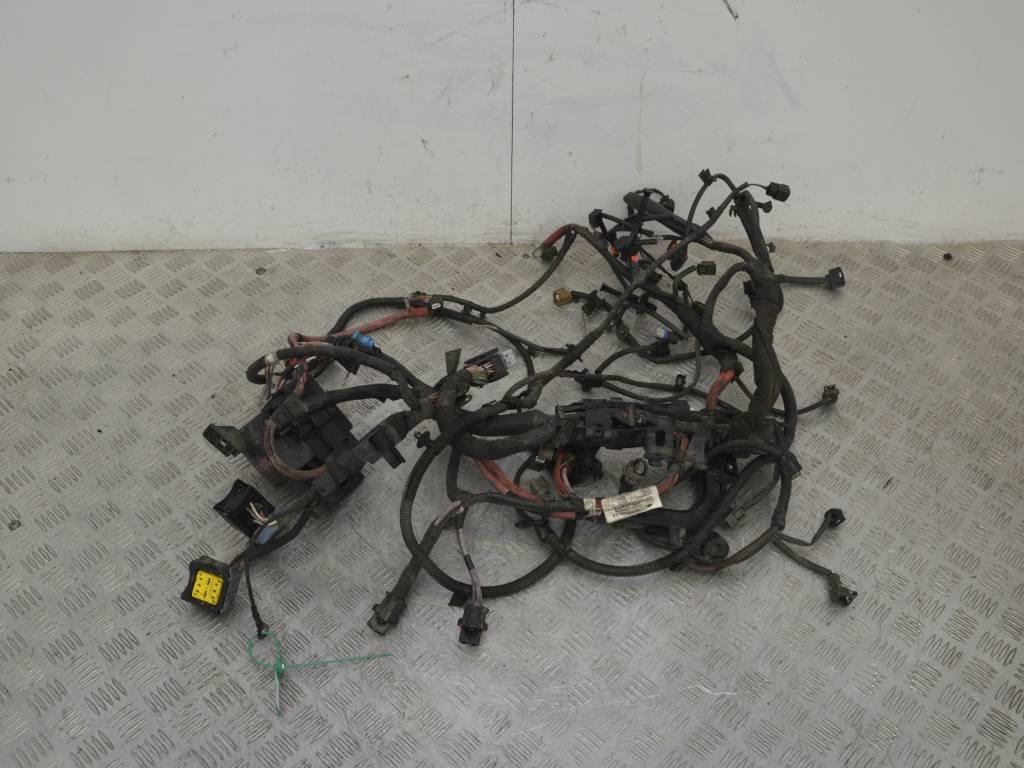 Проводка двигателя Renault Scenic 3 (2008-2015)
