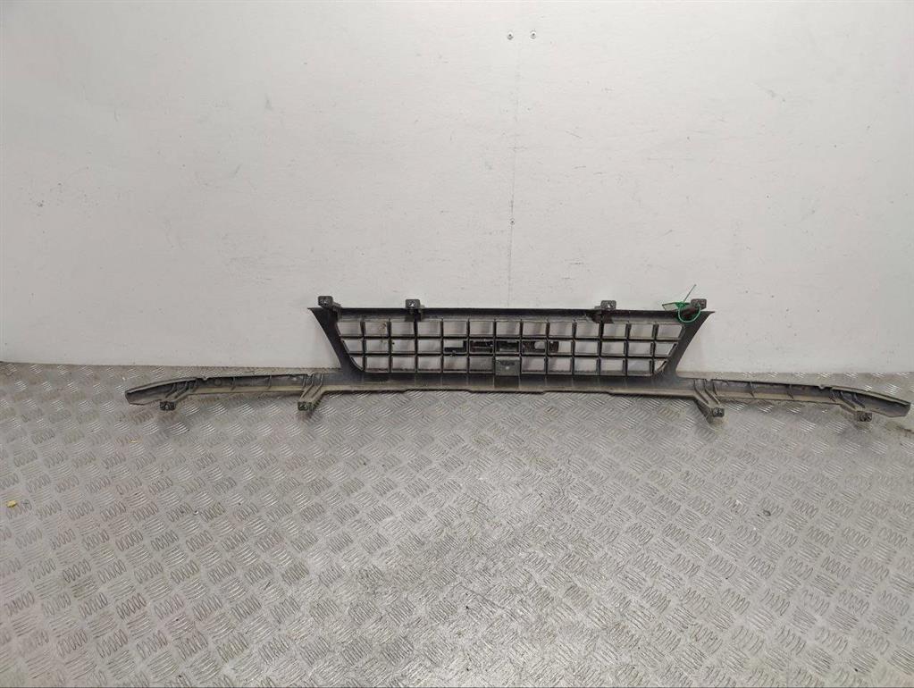 Решетка радиатора Opel Frontera A (1992-1998)