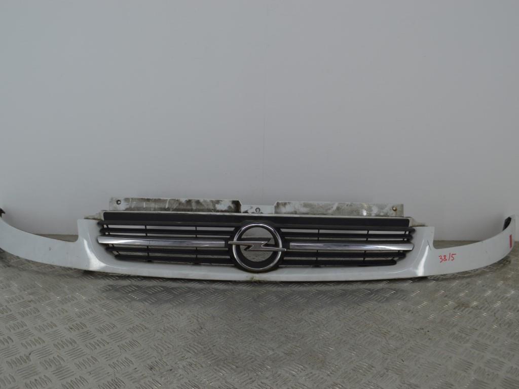 Решетка радиатора Opel Vivaro (2001-2014)