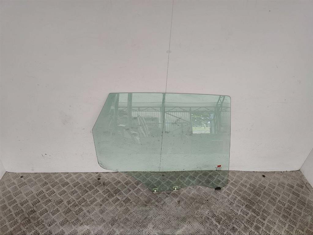 Стекло двери задней правой Renault Scenic 4 (2016-2021)