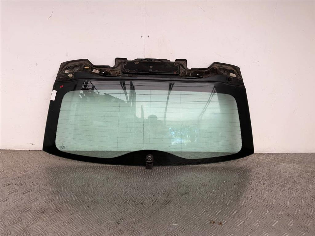 Стекло заднее BMW 3 E90/E91/E92/E93 (2005-2013)