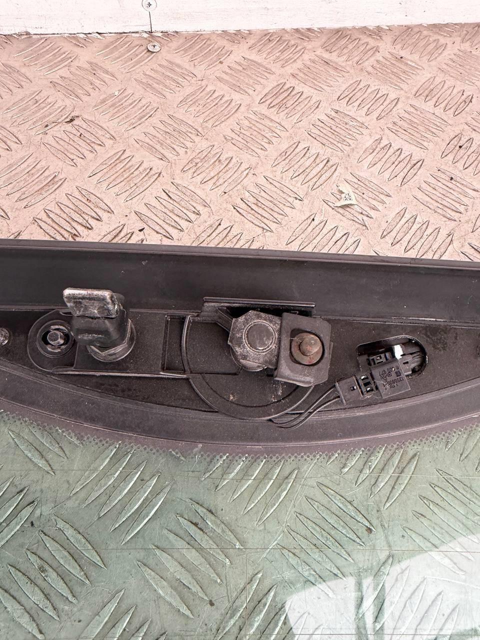 Стекло заднее BMW 3 E90/E91/E92/E93 (2005-2013)
