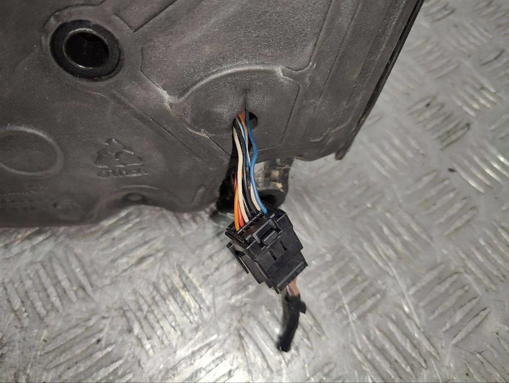 Зеркало наружное правое Chrysler Voyager (2001-2008)