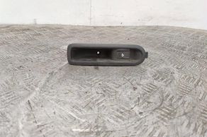 Кнопка стеклоподъемника заднего правого Renault Megane 2 (2002-2008)