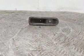 Кнопка стеклоподъемника заднего правого Renault Megane 2 (2002-2008)