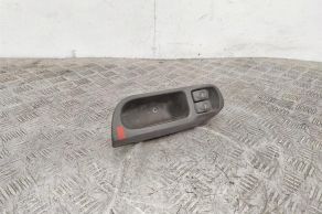 Кнопка стеклоподъемника переднего левого Renault Scenic 1 (1996-2003)