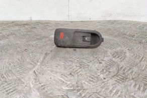 Кнопка стеклоподъемника переднего правого Renault Scenic 2 (2003-2009)